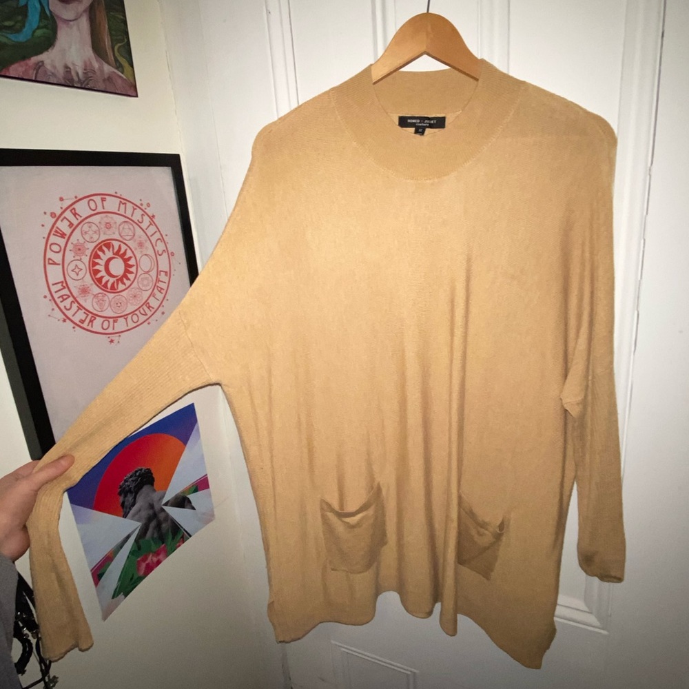 Flowy, oversized neutral tunic sweater